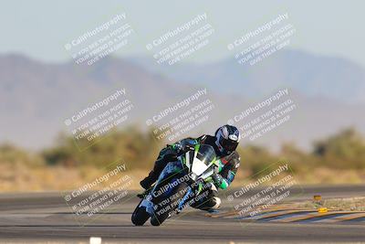 media/Dec-09-2023-SoCal Trackdays (Sat) [[76a8ac2686]]/Turn 15 Set 1 (230pm)/